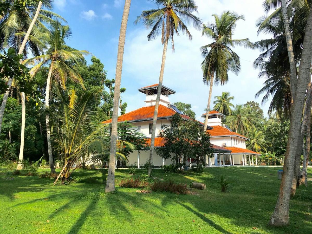 Anuhas Airport Villas Катунаяка Экстерьер фото